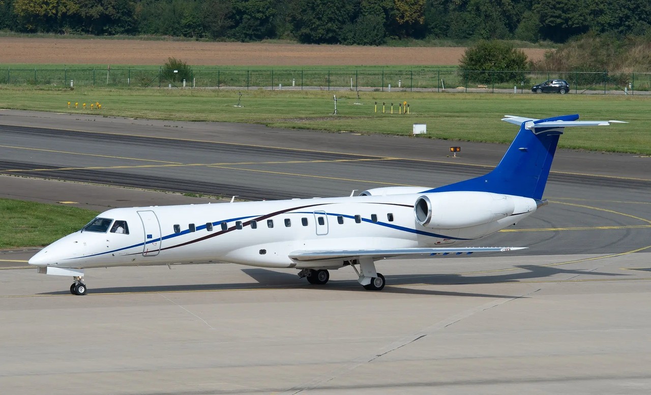 Embraer ERJ 135 LR